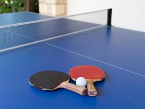 Bordtennis på Apartmani Marino eller i nærheden