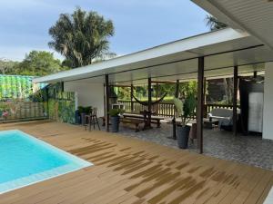 Gallery image of MBS Studio Standard LA CARAPA in Guenouillet