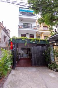 Το κτήριο όπου στεγάζεται  το δωμάτιο σε οικογενειακή κατοικία
