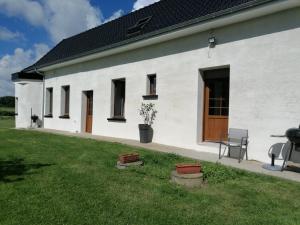 Κήπος έξω από το Auberge a la Ferme