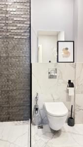 Ένα μπάνιο στο stars apartment krtsanisi