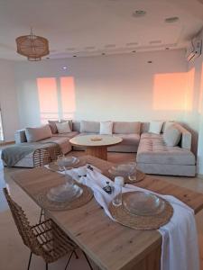 Coin salon dans l'établissement Tanger, Vue Mer Panoramique