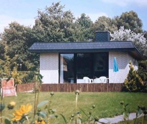 Taman di luar Ferienwohnungen Ingelore Kunze