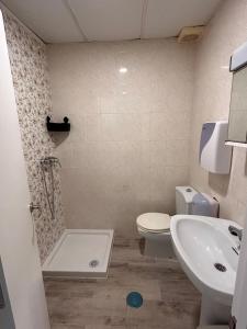 Koupelna v ubytování Hostel Sorolla Playa