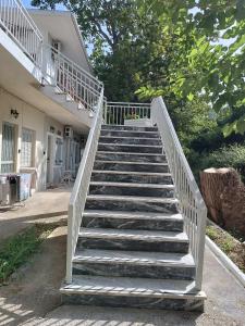 Fotografie z fotogalerie ubytování GIOTAS APARTMENTS - STUDIOS v destinaci Argalastí