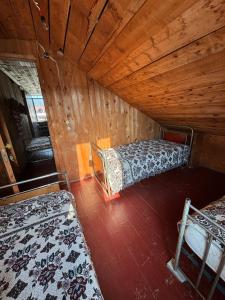 Postel nebo postele na pokoji v ubytování Guest house Bee