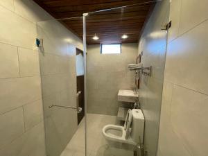 Bagno di Dhow Palace Hotel