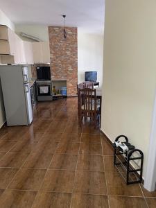 Kuchyň nebo kuchyňský kout v ubytování Joni’s Home + 8 fotografií