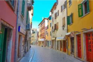 Foto dalla galleria di Apartments Volta See view a Rovigno (Rovinj)