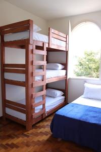 Nuhh Hostel客房内的一张或多张床位