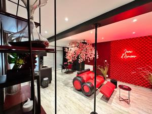 Posedenie v ubytovaní Suite Jeux d’Amour Jacuzzi / Love Room