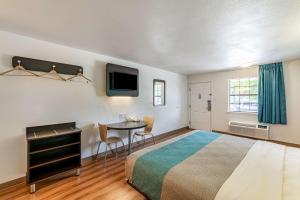 Postel nebo postele na pokoji v ubytování Motel 6-Georgetown, TX