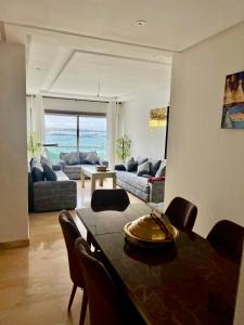 Posezení v ubytování Luxurious Apt - Sea View