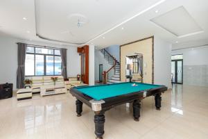 Τραπέζι μπιλιάρδου στο Hoàng My Villa C2-52 Free Hồ bơi, Bida, Karaoke, Thang máy