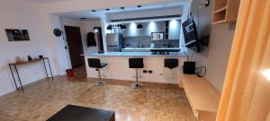 Billede fra billedgalleriet på Departamento en PEATONAL con SEGURIDAD privada 24hs i Santa Fe