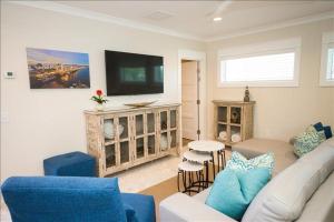 TV/trung tâm giải trí tại The Rod and Reel Resort Grand Suite 6