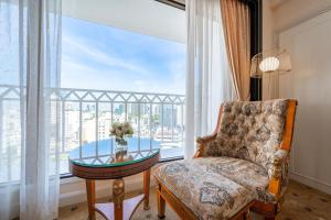 Posezení v ubytování Lotte Hotel Saigon