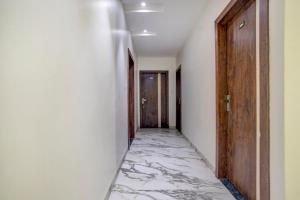 Gambar di galeri bagi Capital O Abri Krishna di Indore