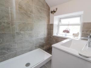 Et badeværelse på Stork Cottage + 18 billeder