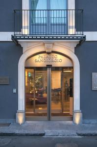 Fotografie z fotogalerie ubytování Palazzo Sangiorgio v destinaci Catania