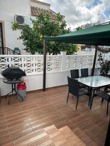Balkón nebo terasa v ubytování Townhouse Dreamhills Los Altos