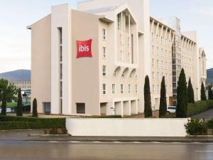 Budova, v ktorej sa hotel nachádza