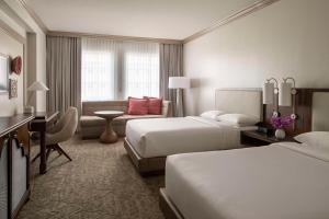 Postel nebo postele na pokoji v ubytování Hyatt Regency Coral Gables in Miami