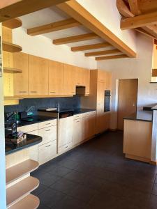 Kuchyň nebo kuchyňský kout v ubytování Ferienwohnung Klou