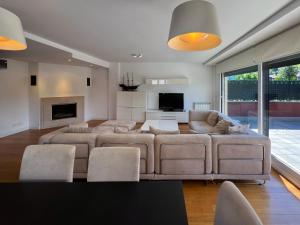 Et tv og/eller underholdning på Villa Orio I Local Rentss