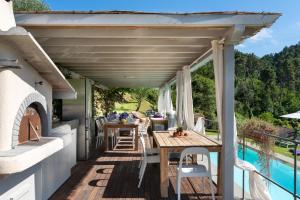 Hồ bơi trong/gần Luxury Green Marignana Villa, Versilia, Pool, Ac, Sauna