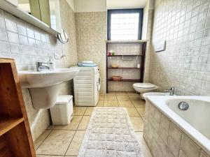 Ένα μπάνιο στο Casa Donai +18 φωτογραφίες