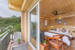 Balkón nebo terasa v ubytování The Charvi Retreat by Exotic Stays