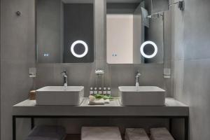 Koupelna v ubytování Aeifos Boutique Hotel