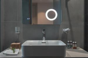 Koupelna v ubytování Aeifos Boutique Hotel