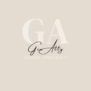 un logo iniziale scritto a mano con affinità alla lettera ak di GiuattyHomeHolidayTermoli2 a Termoli