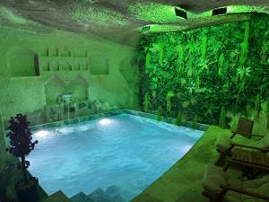 Bazén v ubytování Aşk-ı Nare Cave Hotel - Swimming Pool & SPA nebo v jeho okolí