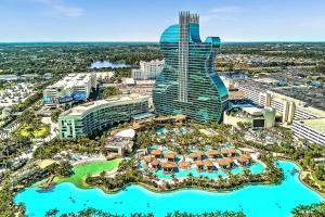 an aerial view of a resort with a building at Studio Retreat With 2 Queen Beds Hollywood Blvd in Hollywood
