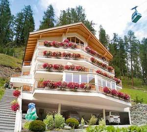 Dārzs pie naktsmītnes Hotel Garni Aurora