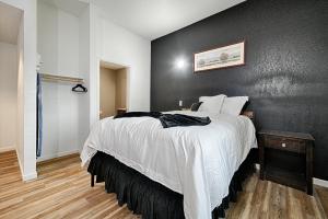 Postel nebo postele na pokoji v ubytování Hotel Dilley Grand