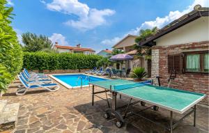 Fotografie z fotogalerie ubytování Holiday Home Labin Ladenci v destinaci Labin
