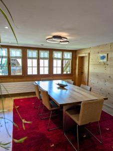 Foto sihtkohas Erlenbach im Simmental asuva majutusasutuse Swiss Mountain-Valley View Lodge galeriist
