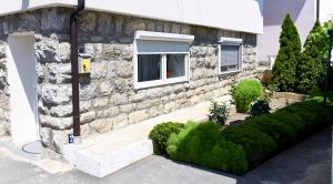 Zahrada ubytování Apartman Adi