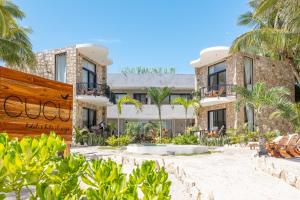 Jardí fora de Cucu Hotel El Cuyo