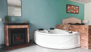 Foto sihtkohas Fortuna asuva majutusasutuse Yellow Tree Suites galeriist