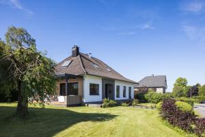 Κήπος έξω από το MM, Just Nature