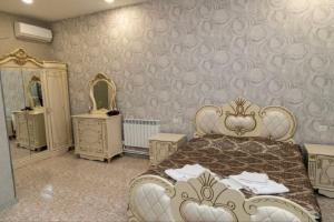 Afbeelding uit fotogalerij van NoyemBurg hotel in Noyemberyan