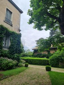Zahrada ubytování Château des Charmes