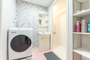Koupelna v ubytování G新宿最中心 两室一厅 新宿三丁目车站4分 2 rooms Shinjuku center 4 mins to ST Max 7P 直达新宿 涉谷 表参道 池袋 上野 代代木 银座 原宿 品川