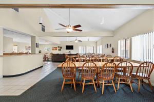 Μια τηλεόραση ή/και κέντρο ψυχαγωγίας στο Holiday Island E59