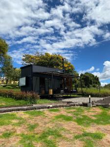 Das Gebäude in dem sich die Lodge befindet